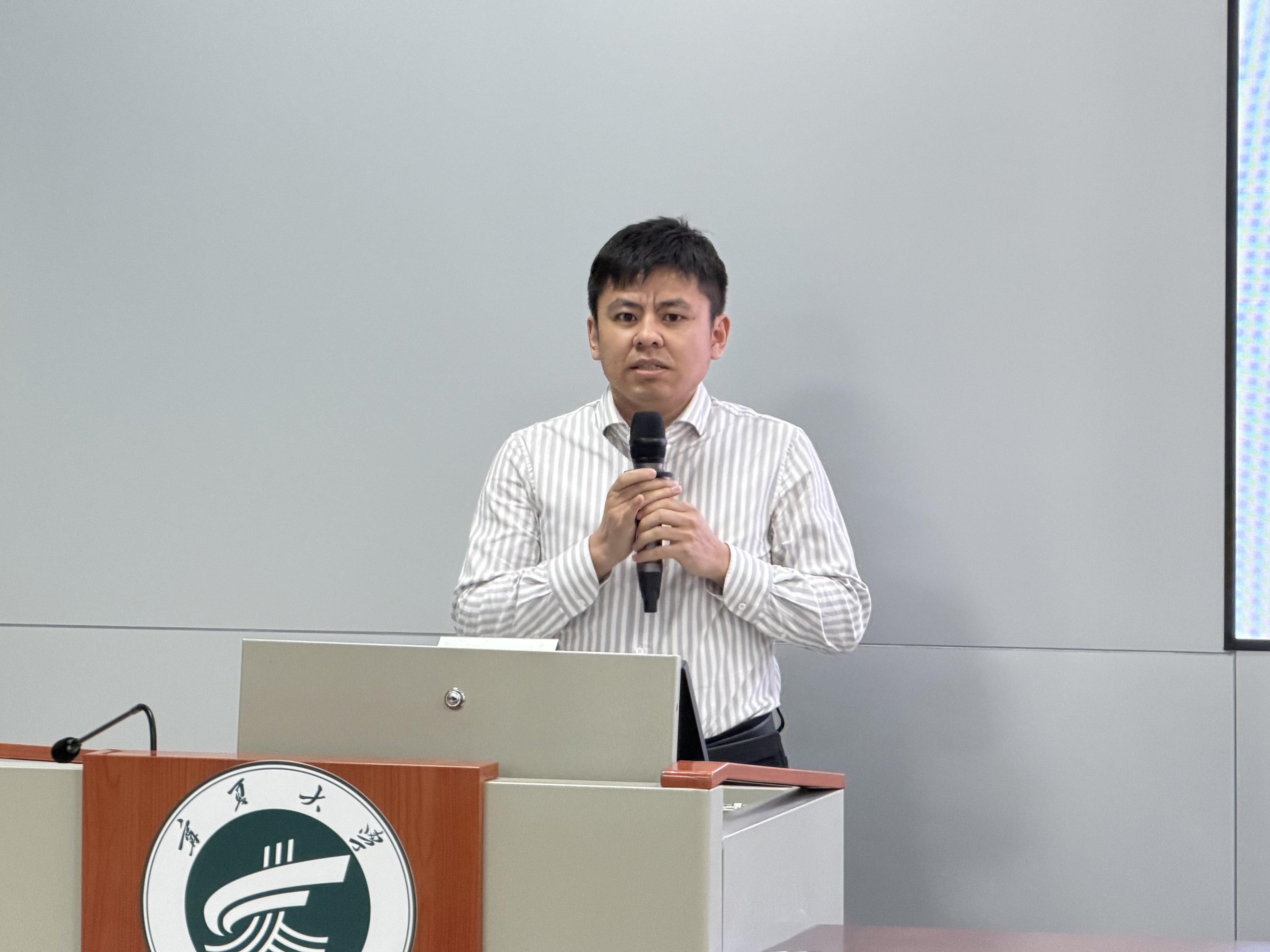 新香港六合彩资料